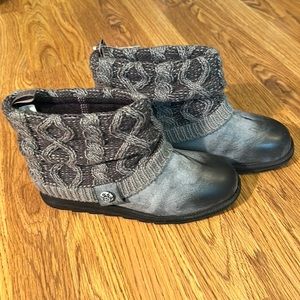 NWT Muk Luk Patti boots size 8
